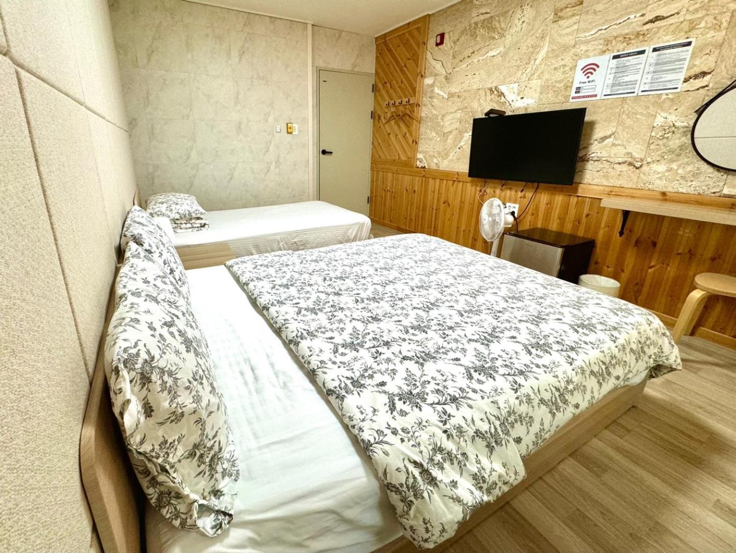 Hostel Gyeongju Bonghwangmansion Zewnętrze zdjęcie